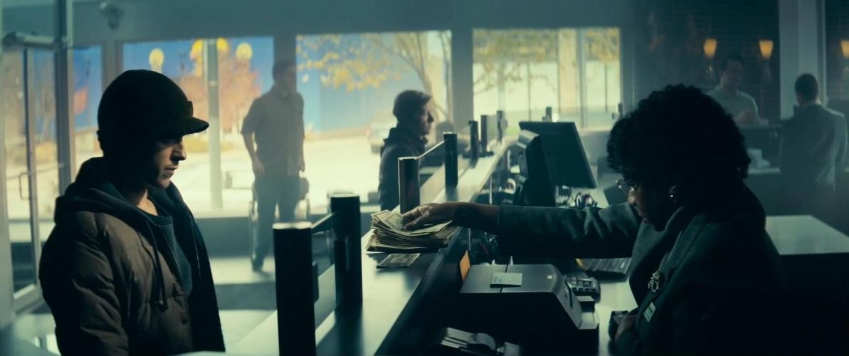 刑侦、猎奇、悬疑、推理等等,这些关键词的集合,就是一部经典电影。+