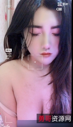 金鑫蔓笙：抖音风女神，翻版温碧霞，火辣身材，神奇魔力，土豪享宴