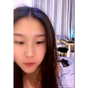 颜值爆表！美女被金钱诱惑，脱光衣大秀，粉嫩身材shenhou运动，内涵幽默让人刺激，就像一朵花儿绽放