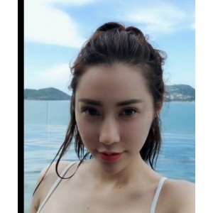 网红夏玲蔓：容颜绝美，身段曼妙，拥有众多欣赏者