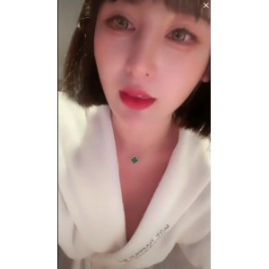 《疯狂抖音：精选漂亮馒头美女情难自禁作死，百度盘NV+4.3G》