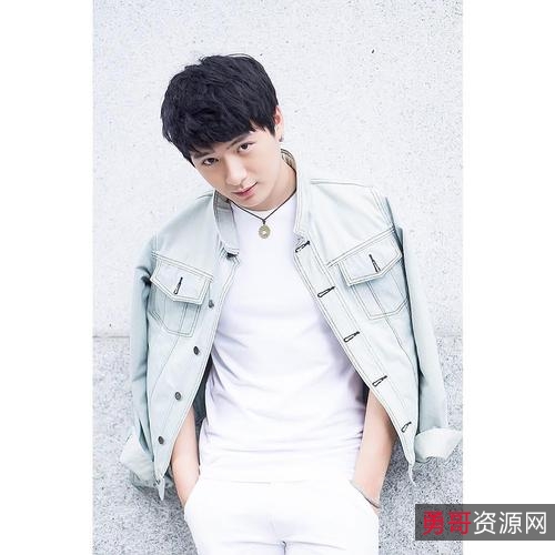 2022年经典爱情喜剧《花之战》:18集4K.内嵌中字,让你收获满满感动!