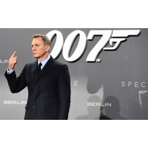 《007系列：丹尼尔·克雷格主演的2016-20215部4KRemux版本，收藏天花板上的资源，超清观影体验》