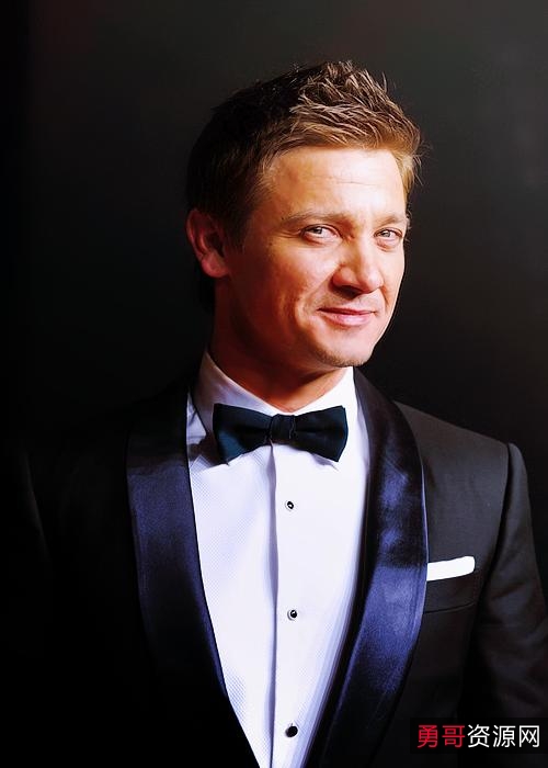 推荐《鹰眼》:漫威宇宙的惊险刺激,4K超清画质,科幻元素丰富,悬疑分析精致!