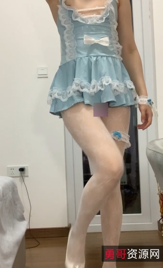 极品宅男：火爆稀缺合集3V-2.35G，表面师表紫薇原味奶茶挑逗性渲染