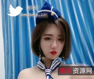 网红唯唯大罩杯秀，19万粉丝快手视频爆红，让你心动的甜蜜果汁！