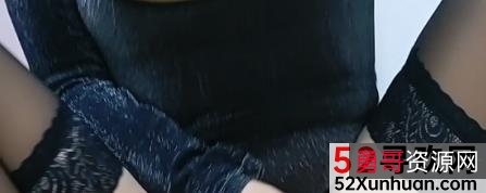 网红闫研简单性感自拍视频，让你眼花缭乱！