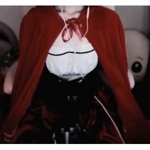 Aki秋水珍贵稀有A失眠R音声合集：让宅男们轻松入眠的美丽仙女