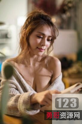 G奶熊熊8万元定制！卓毓彤艺名给男友戴绿帽！