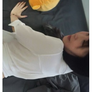 《金先生作品：韩国美女身材挺不错，嬉戏打闹，最后一段背影惊艳印象深刻》