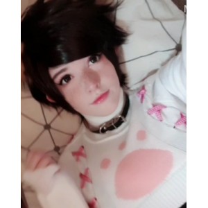 Enafox精彩视频合集226P42V+2.23G，收录网红Enafox精彩视频片段，美食、旅游、聊天等，拥抱大自然的最佳方式！