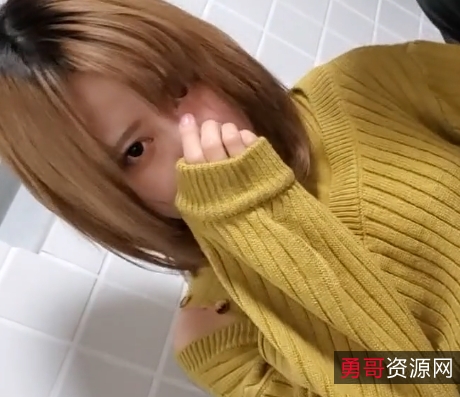 精选尤物贝儿公共厕所草1V+四人游+589MB百度盘双重压缩：贝儿精选尤物，公共厕所让两个人草，1V+四人游+589MB百度盘双重压缩，长久有效！