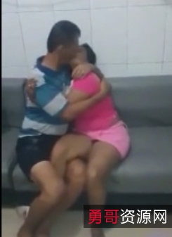 KTV老资源小合集：古董、往事、作品、小姐姐的工作态度、嬉戏、打闹、经理的责罚、顾客的开心