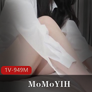 MoMoYIH推特超顶极嫩粉女神，美颜嫩肤，高清特写，1V超大号玩具