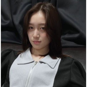 A&F-美女baby展示性感脚丫[1V+7.2G]