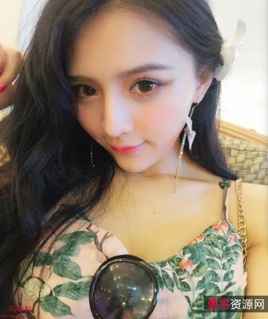 限时特惠精选颜值东方航空空姐下水才艺展示视频合集