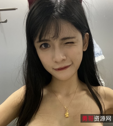 精选大罩杯网红美女『狗头萝莉』有尺度私拍[1V166MB][百度盘]