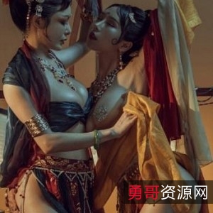 浮力姬巨R女神的绚丽多彩斗鱼网红秋和柯基最新散播合集[73V-38G]