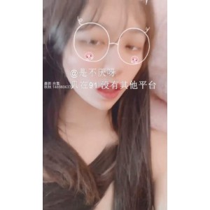 《摄影师男朋友》-外貌青纯可爱，缠绵故事，568m视频合集