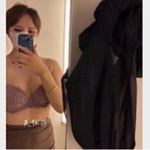 美杜莎私拍9V-1.3G户外游艇三人游餐厅视频精选