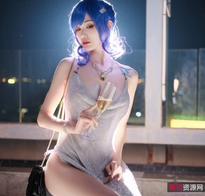 一米八的大梨子：上千图集+3个视频赠送