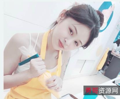 学院美眉自拍小视频集，共18个视频2.3G，高清无广告