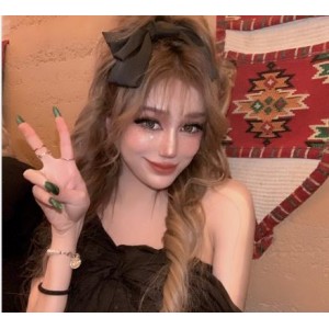 TS-贝拉：混血网红教育私拍福利，身材在贤娆冲击前列腺，可攻可受御姐