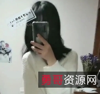 自行打包的少萝糖糖不想起床合集，共包含700P+8V+2.2G，可在百度盘下载