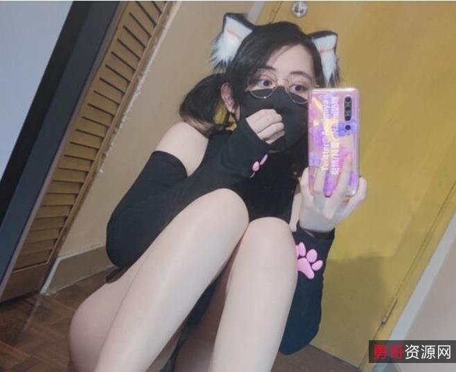 独特美女奶咪（naimi）的优质反差魅力！