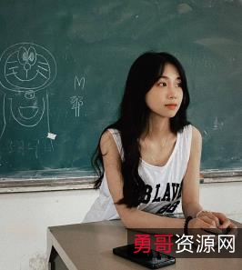 高颜值护士小姐姐自拍小视频，卫校毕业，小伙伴们快来围观！