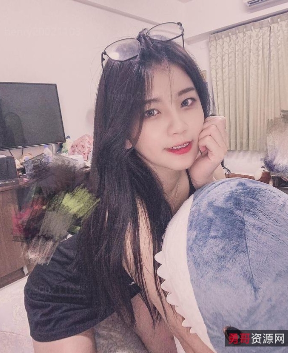 美女主持人自拍照片集宝岛情侣77P2V821M百度盘永久链接