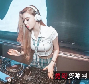 成都DJ女神艾米朋友爱视频细腰漂亮馒头后推车C百度盘