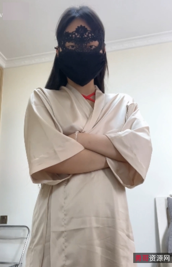 优优家教老师奖励96v101.5g:红色绑带美女定制视频