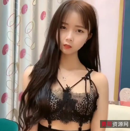 快手烧得一批！温柔苗（张傲娇）182V555M舞蹈素材加特林