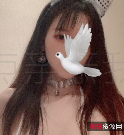 神秘白净，102p完美肌，2v紧致度，805m水润感