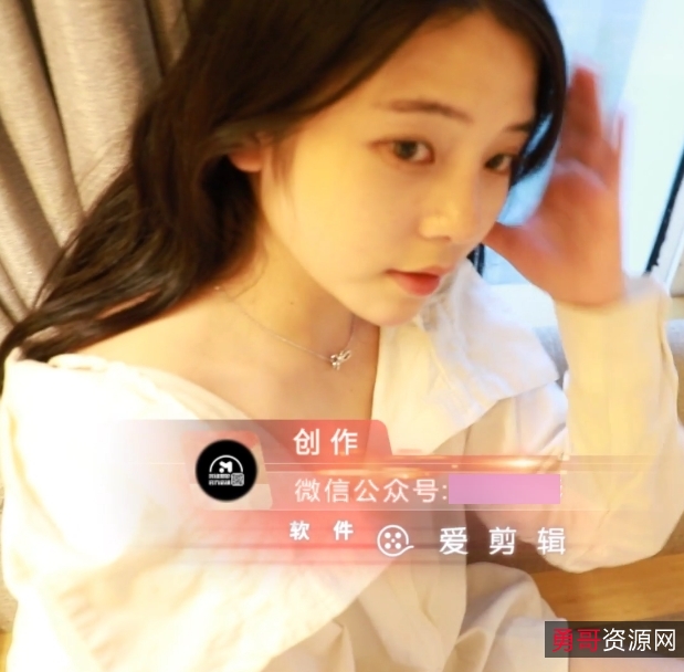 “誉铭摄影：挠白袜学妹小脚丫，视频18分11秒，百度盘热传”