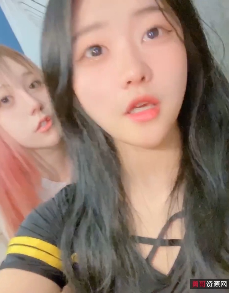 童颜大罩杯miko41v9.1g：百度收藏104次，互动定制视频引爆热议