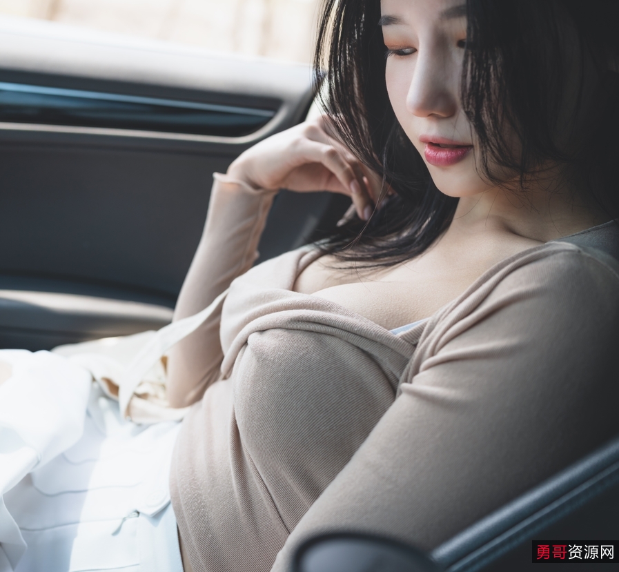 Yeha顶级女神，17套作品14g，百度ED2K收藏热苗情