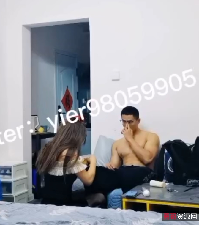 小伊勾引体育生小鲜肉合集:清晰录音,真实感十足