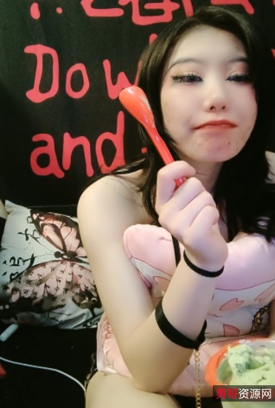 长腿舞蹈主播镜宝合集：百度、ED2K、宝镜下载，收藏美腿舞蹈视频