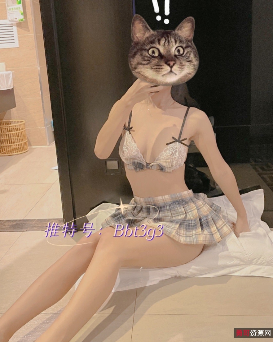 热舞网红伽柏哥《旺仔桃叽103v8.6g》视频,收获百度关注