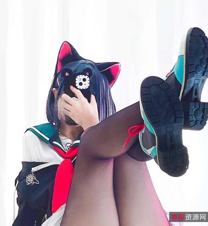 美女coserAyame福利合集32v1.95g，百度ED2K等你来收藏！