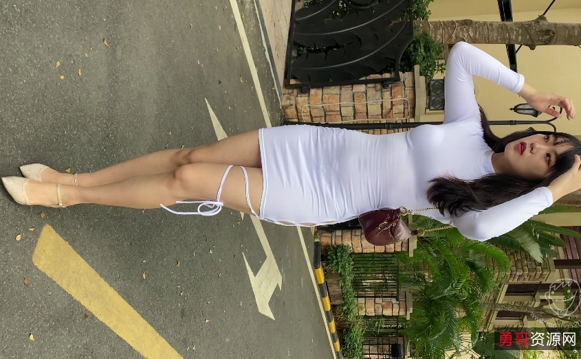 美女高跟短裙视频合集1V7.08G，超短开叉连衣裙美腿展示