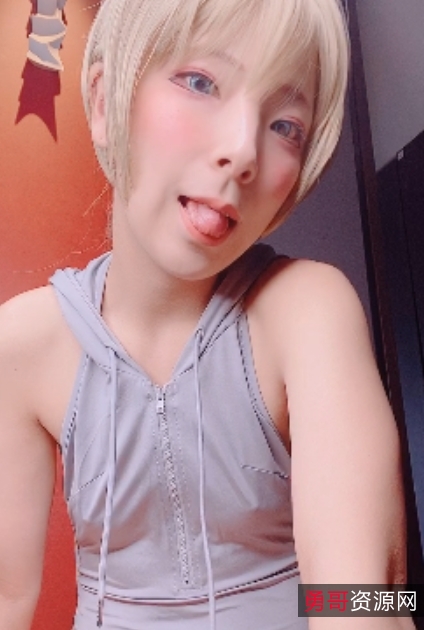 转载搬运百度盘翻白眼阿黑颜comonun视频合集120V37.8G，著名选手年轻魔性笑容