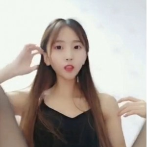 快手奥利圆妹一字马女神视频合集441M，粉丝21W