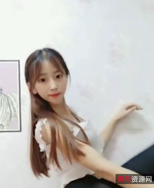 快手奥利圆妹一字马女神视频合集441M，粉丝21W