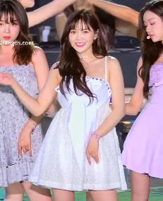 饭拍去衣热舞合集nude劲爆30部3.44G