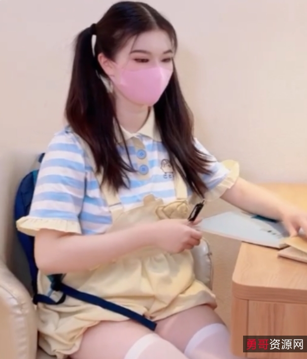 推特小狗狐不妖视频合集38部30G，收藏932