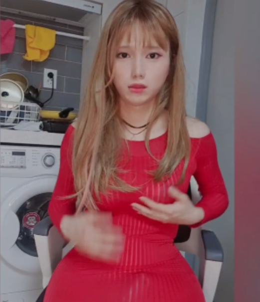 推特gobugiiiTS视频3部1G优质身材