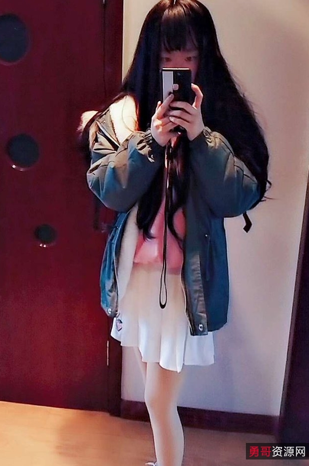 推特傲娇萌妹超稀有视频82部130MB绝版展示